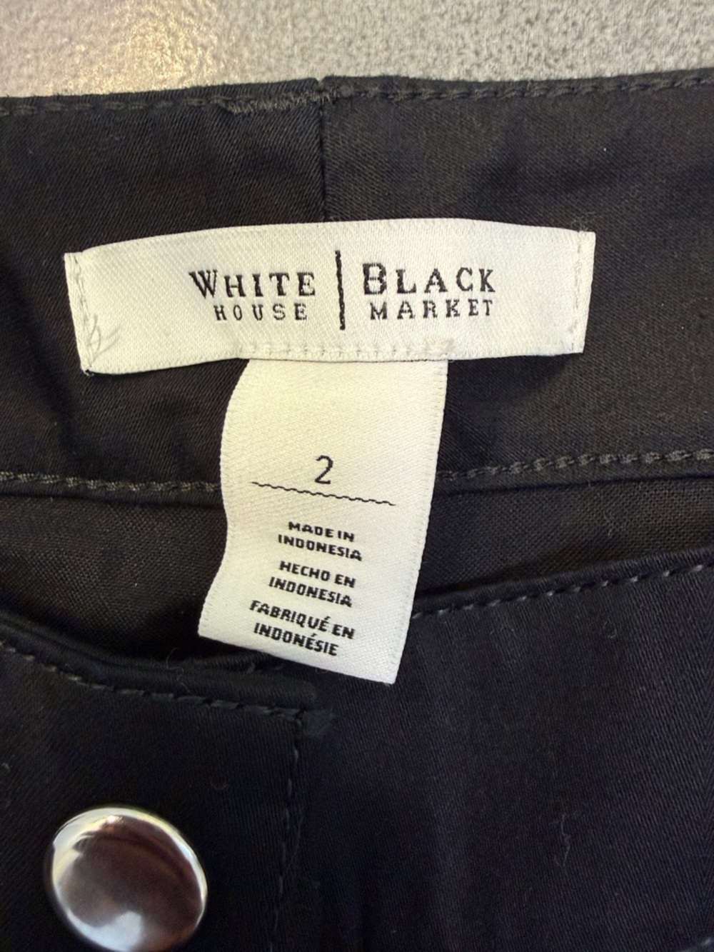 White House Black Market Black runched leg capri pedal pusher shorts - Picture 2 of 12